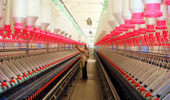 紡織設(shè)備專用穩(wěn)壓器，適應(yīng)多棉塵、高濕度的使用環(huán)境