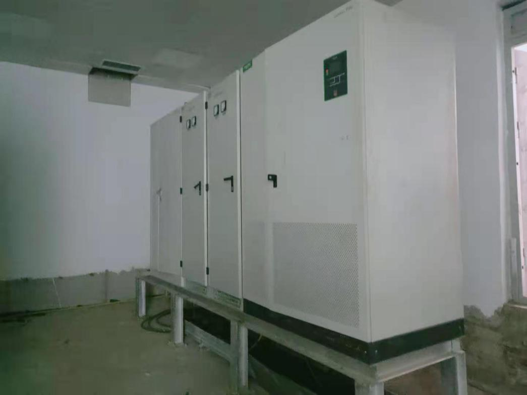 旁路柜現(xiàn)場(chǎng)擺放圖2